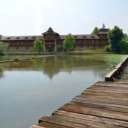 Svet 3* Úžice